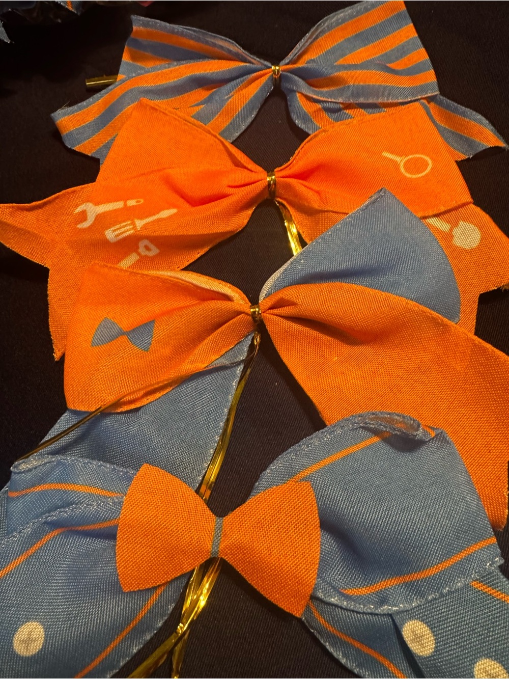 Bows ~ Wreaths Orange & Blue Sporting Events Cheerleaders Knicks NY Fans 24 Lot - Picture 2 of 16